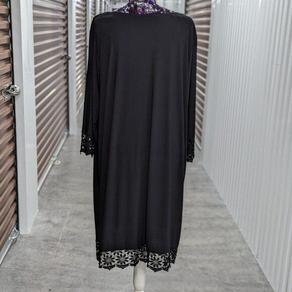 Tiana B Size 2X Black Sheath Dress with eyelet lace hem and trim - Picture 2 of 6